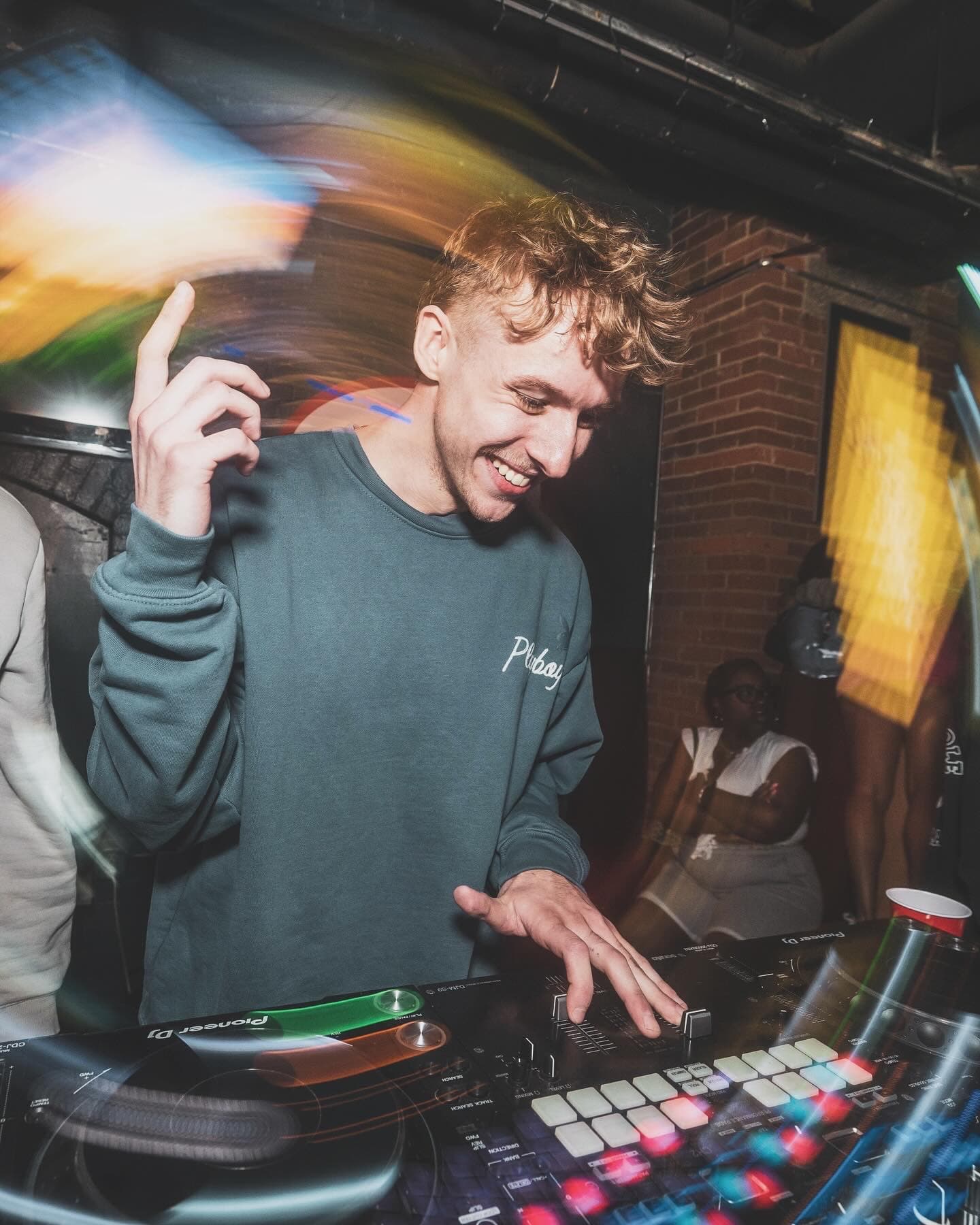 DJ MX photo 5