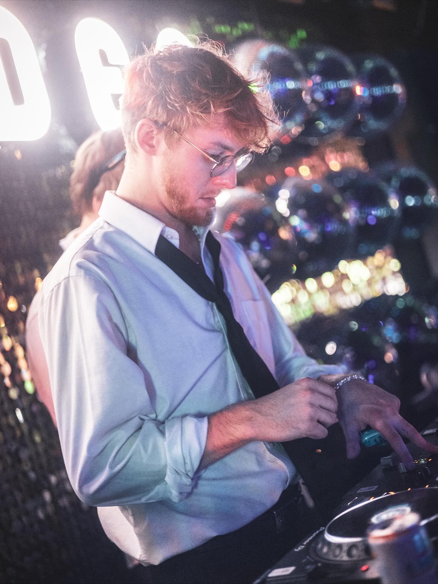 DJ MX photo 6